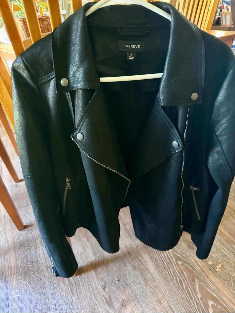 Women's Black Faux Leather Sleeve Jacket - Stylish Zipper Detail (M)